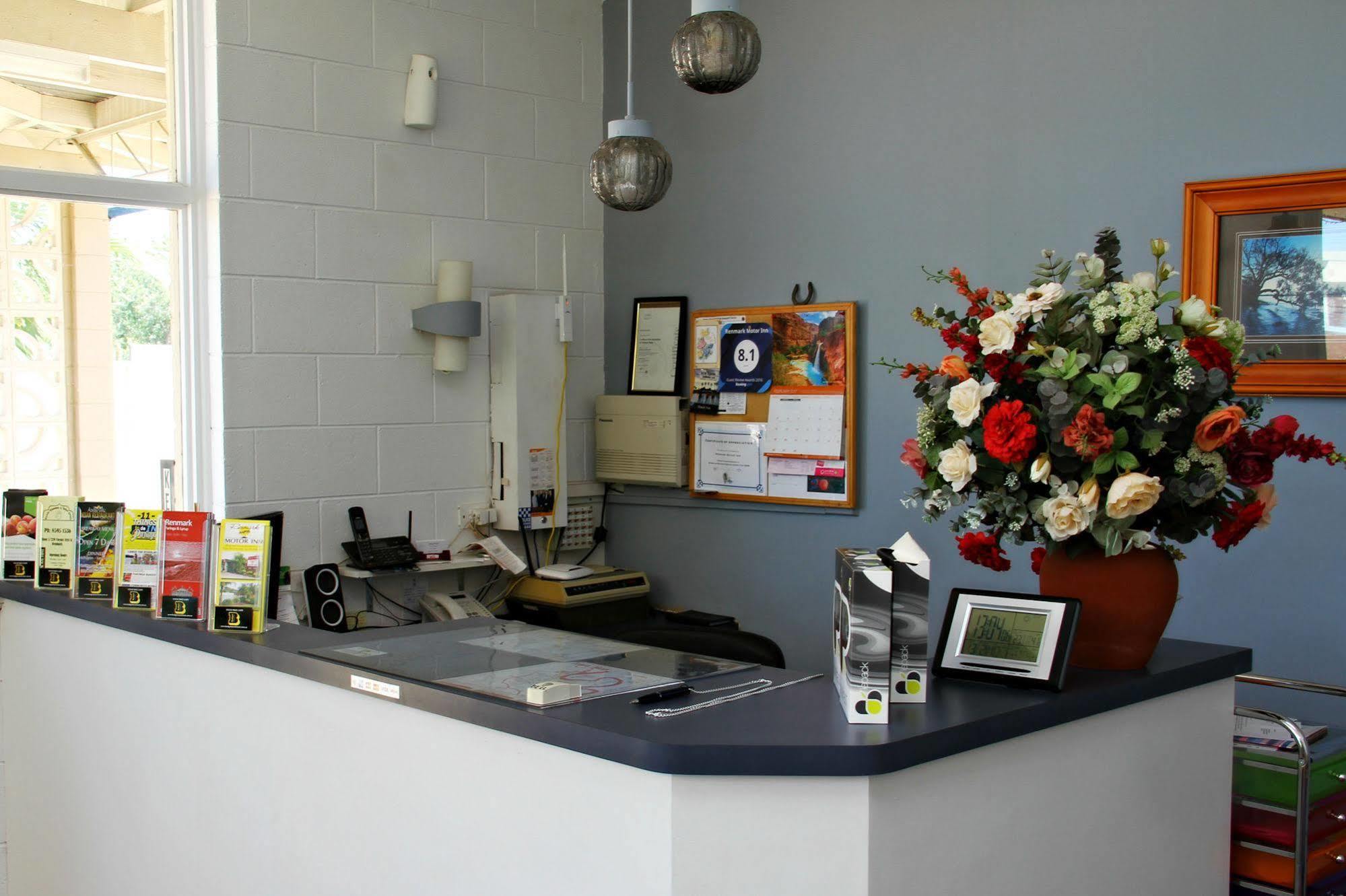 Renmark Motor Inn Buitenkant foto